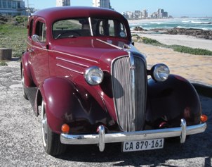 AAAX Classic Vintage Limousine Hire Cape.